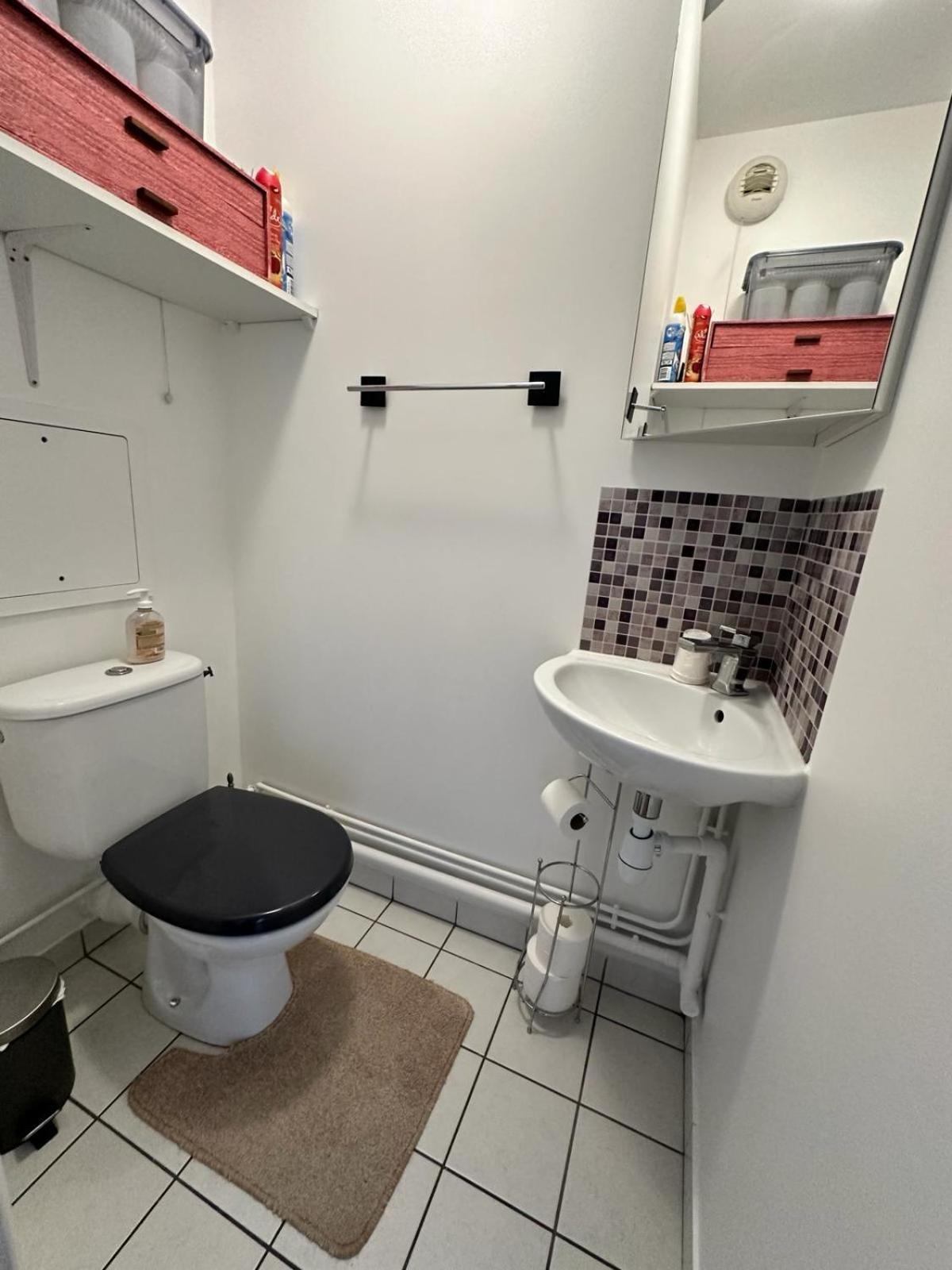 Chez Daniel, Un 2 Pieces Proche De Paris Stade De France 奥贝维利埃 外观 照片